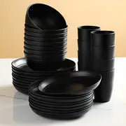 PLASTICK DINNER SET
